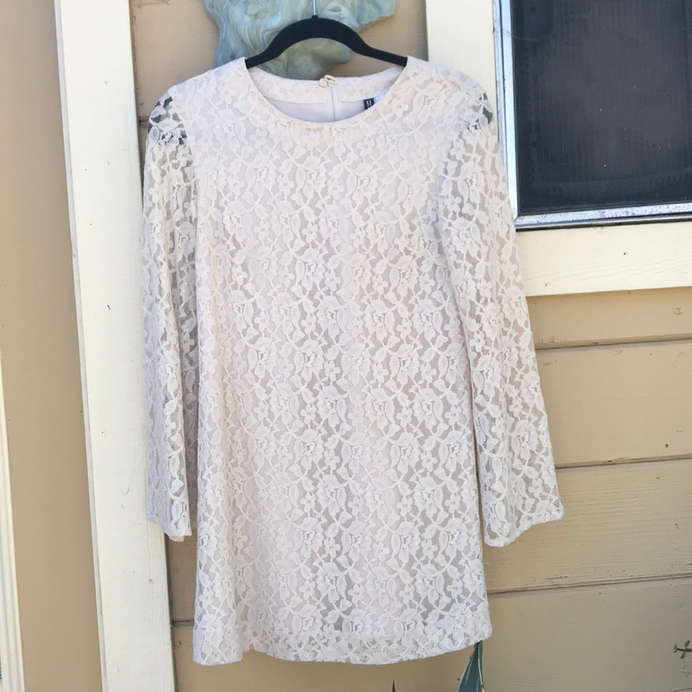 Long sleeve lace mini dress